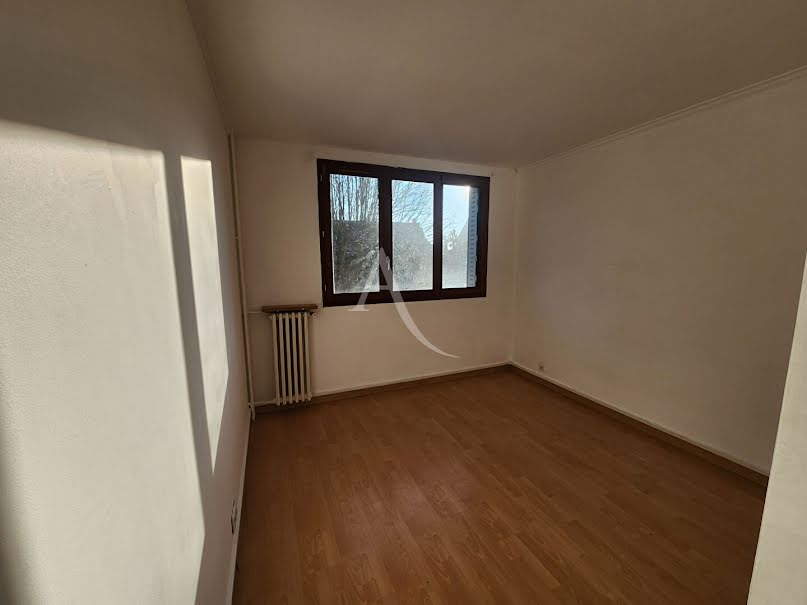 Location  appartement 3 pièces 57.05 m² à Champigny-sur-Marne (94500), 1 120 €