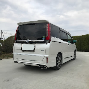 エスクァイア ZWR80G
