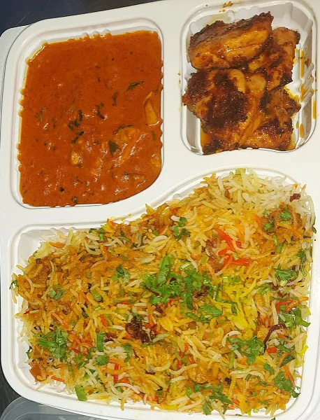 Chicen Tikka + Kolhapuri Chicekn + 1 Naan + Chicken Biryani [hoc]