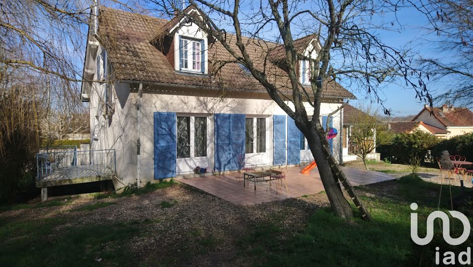 Vente maison 6 pièces 145 m² à Chabris (36210), 173 000 €