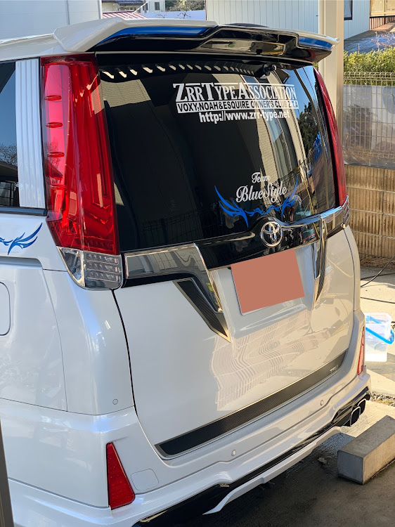 ヴォクシーの2022年も引き続き宜しくお願い致します🥺・一眼レフ撮影・初洗車♪に関するカスタム事例の投稿画像3枚目