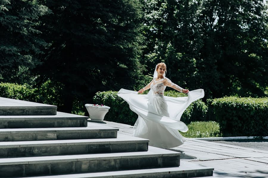 Fotografo di matrimoni Roman Kress (amoresperros). Foto del 12 luglio 2017