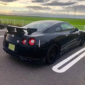 NISSAN GT-R R35