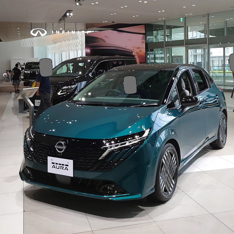 YOU『ゆう』さんが投稿した車好きと繋がりたい・ノートオーラに関するカスタム事例の投稿画像1枚目