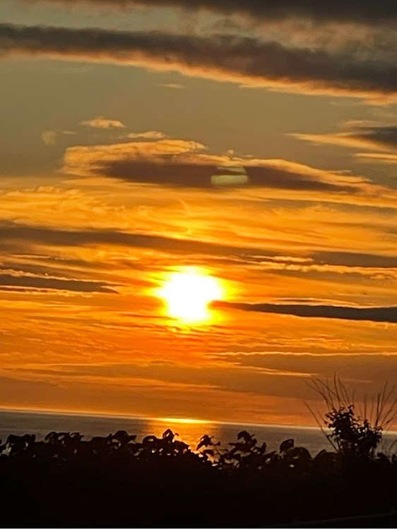Nボックスカスタムのドライブ・海の見える風景・夕陽に関するカスタム事例の投稿画像2枚目