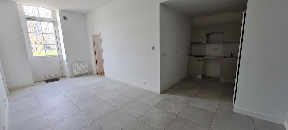 Location  appartement 3 pièces 61 m² à Saint-Brieuc (22000), 614 €