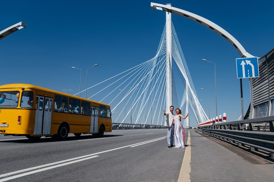 Wedding photographer Sergey Smirnov (smirnovphoto). Photo of 20 May 2019