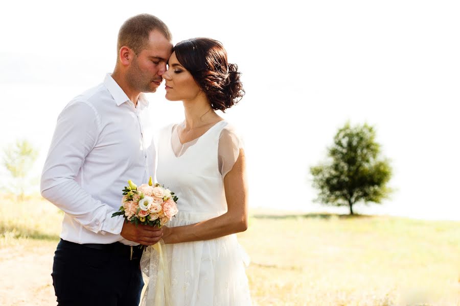 Fotografo di matrimoni Maksim Rodionov (rodionov). Foto del 18 ottobre 2016