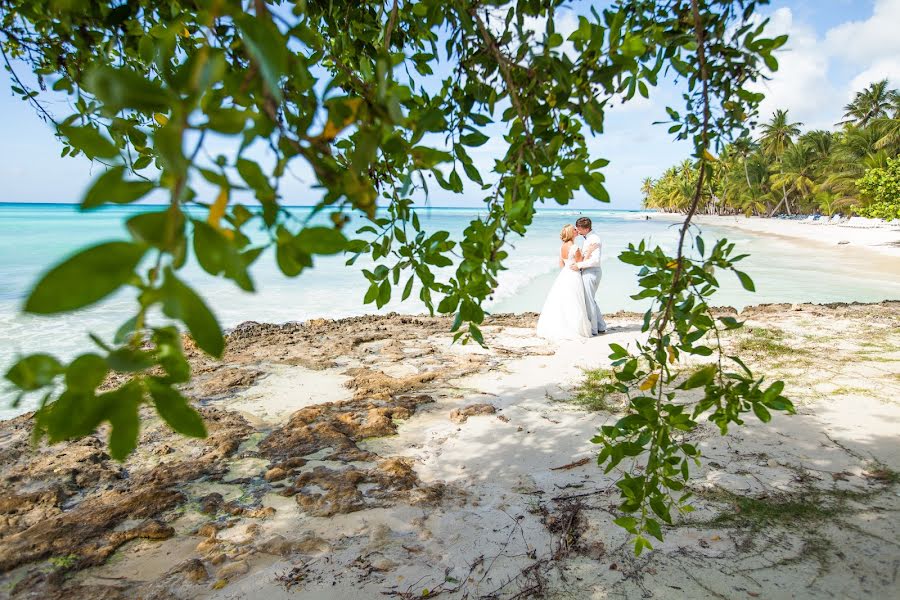 Fotógrafo de casamento Irina Kusrashvili (libra). Foto de 27 de março 2017