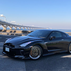 NISSAN GT-R R35