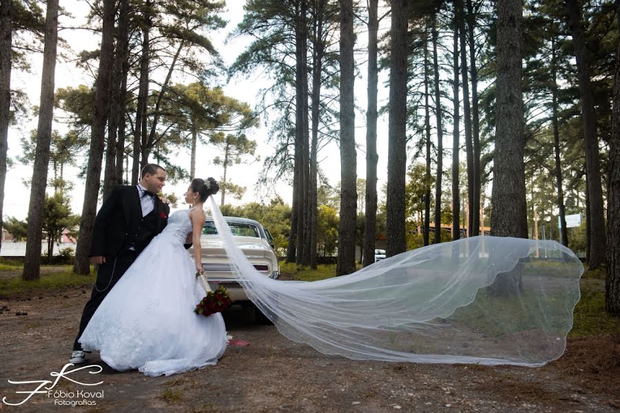 Wedding photographer Fábio Koval (220599leo). Photo of 28 March 2019