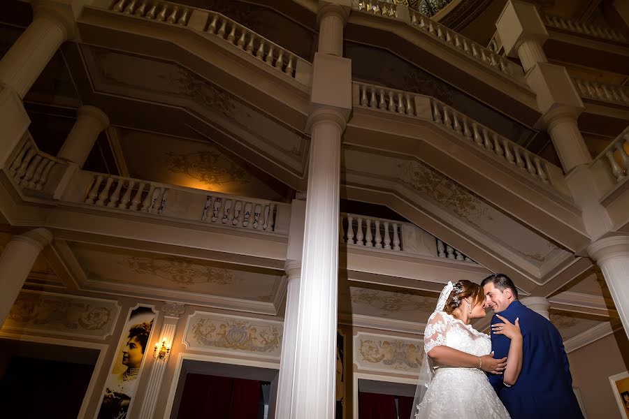 Fotografo di matrimoni Cristian Burlacu (crsphotographer). Foto del 21 novembre 2017