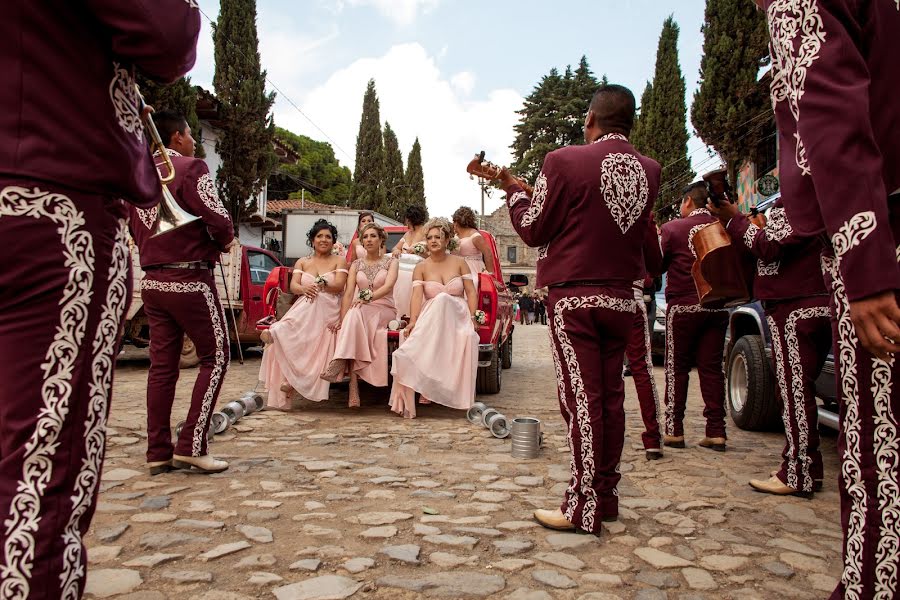 Wedding photographer Cuauhtémoc Bello (flashbackartfil). Photo of 6 March 2019