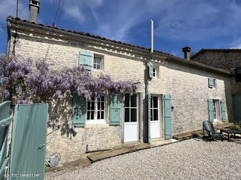 maison à Aunac-sur-Charente (16)