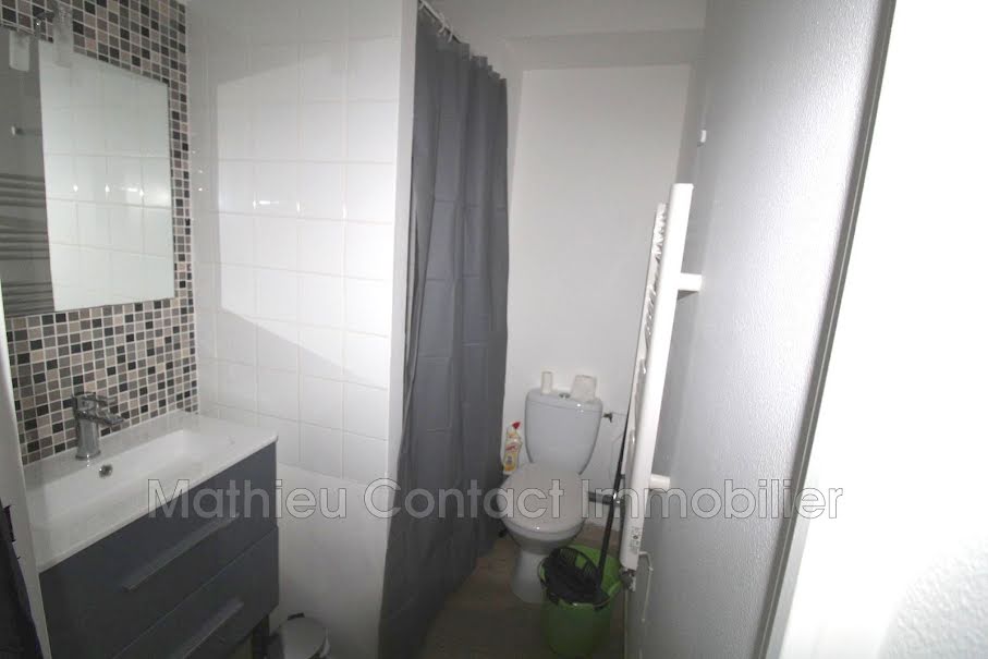 Location meublée appartement 1 pièce 25.97 m² à Nimes (30000), 480 €