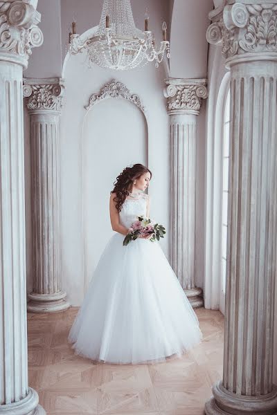 Wedding photographer Valentina Brilliantova (vale4kabrilliant). Photo of 23 April 2015