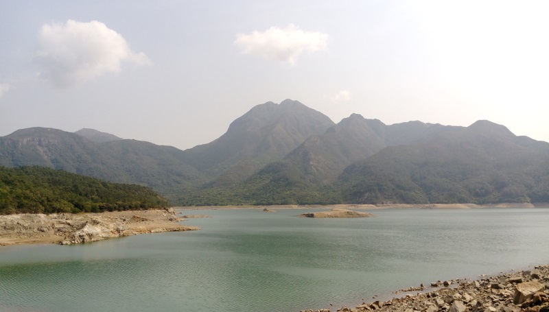 石壁水塘狗牙嶺