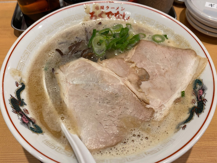 フィットの桜コラボ・ゆっくり走ろう福岡・90年代スタイル・福間ラーメン　ろくでなし・早く全下げしたい🥺に関するカスタム事例の投稿画像10枚目