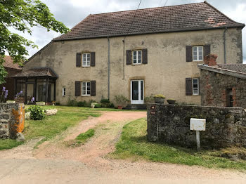 maison à La Clayette (71)