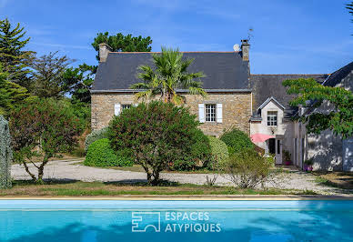 Maison avec piscine et terrasse 8