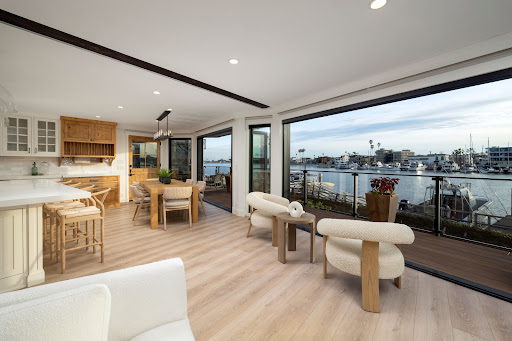 House 4