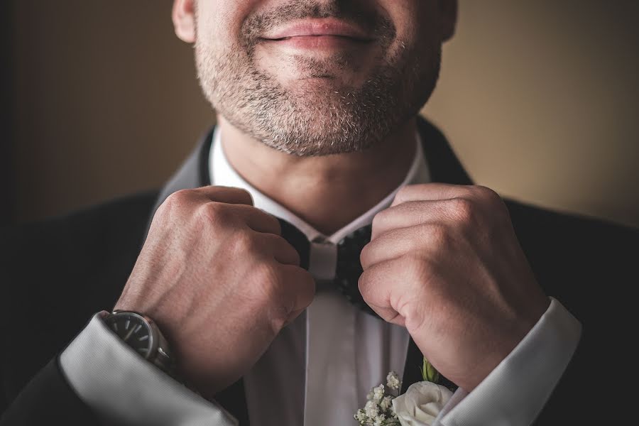 Fotógrafo de casamento Giuseppe Parello (parello). Foto de 7 de janeiro 2020