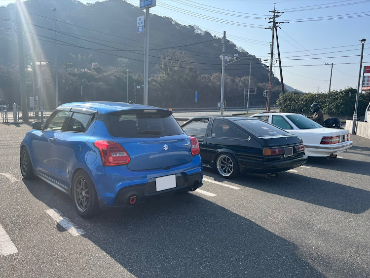 スイフトスポーツのスイフトスポーツ・ZC33S・週末ドライブ・旧車イベントに関するカスタム事例の投稿画像1枚目