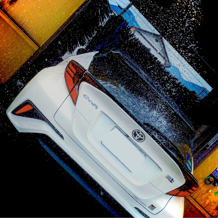 C-HRのGRスポーツ・トヨタ純正・C-HR・ハイブリッドに関するカスタム事例の投稿画像1枚目