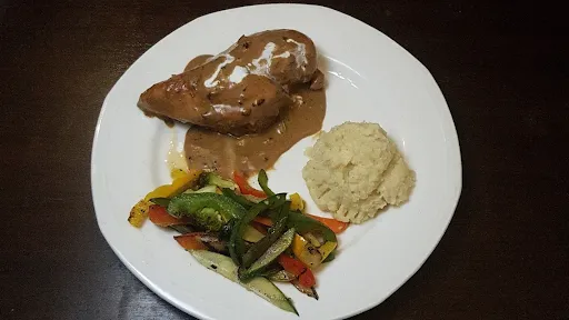 Chicken Steak In Black Pepper Sauce