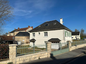 maison à La Chartre-sur-le-Loir (72)