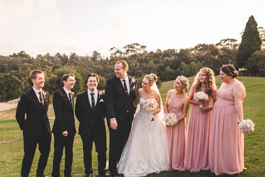 Fotógrafo de casamento Odd Socks (oddsocksphoto). Foto de 28 de janeiro 2019