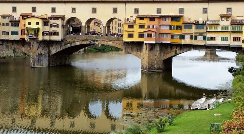 Riflesso del Ponte Vecchio di cesca_di.pietro