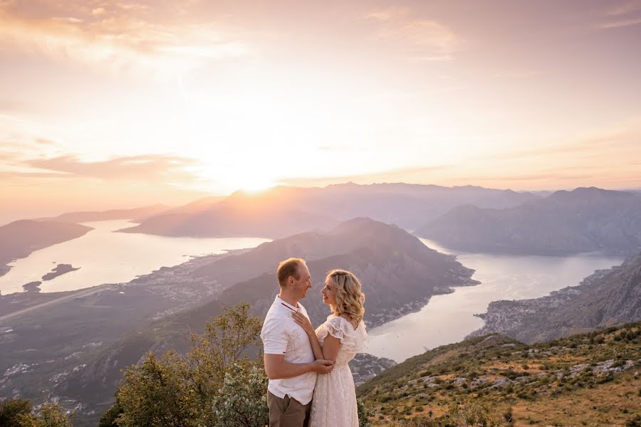 Fotografo di matrimoni Maria Sosnina (msosnina). Foto del 9 agosto 2019