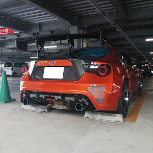86