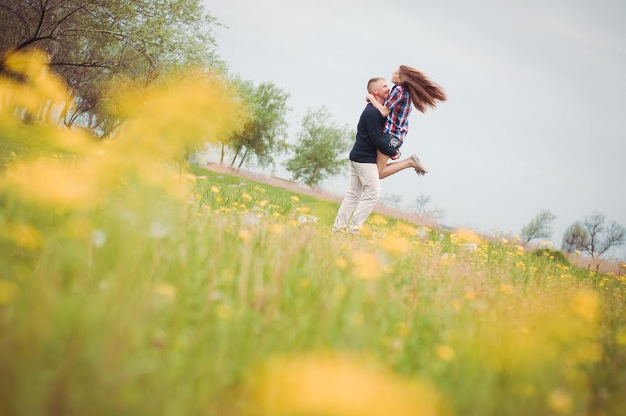 Fotografer pernikahan Artem Krasnyuk (artyomsv). Foto tanggal 18 Mei 2015