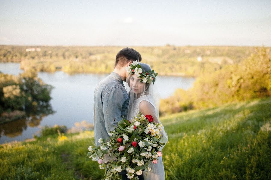 Wedding photographer Yuliya Petrenko (joli). Photo of 11 June 2016