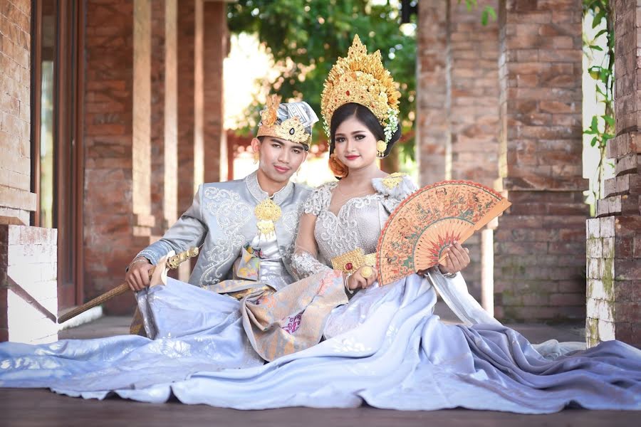 Wedding photographer Juni Astawa (astawa). Photo of 21 June 2020