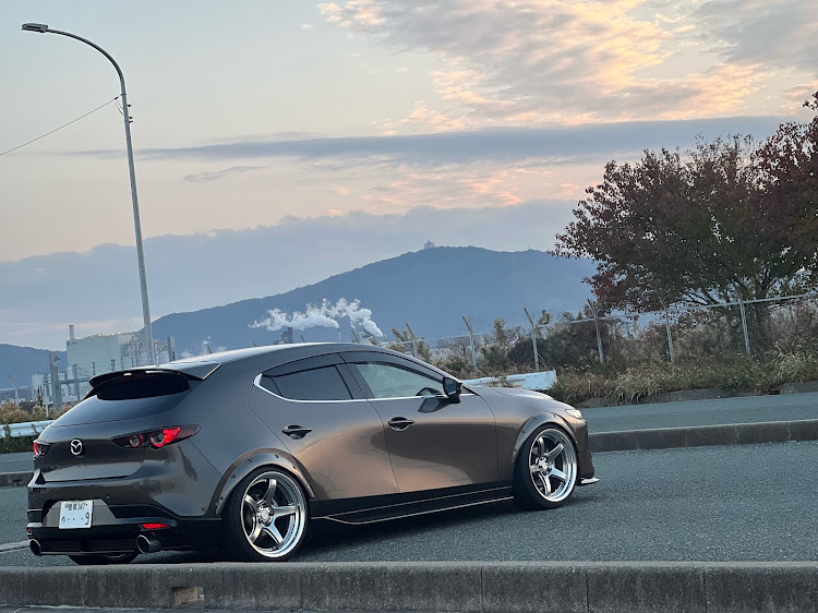 MAZDA3のMazda3・低燃費・ていねんぴっぴっぴーに関するカスタム事例の投稿画像3枚目