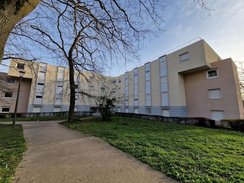 Vente appartement 1 pièce 18 m² à Cergy (95000), 98 000 €