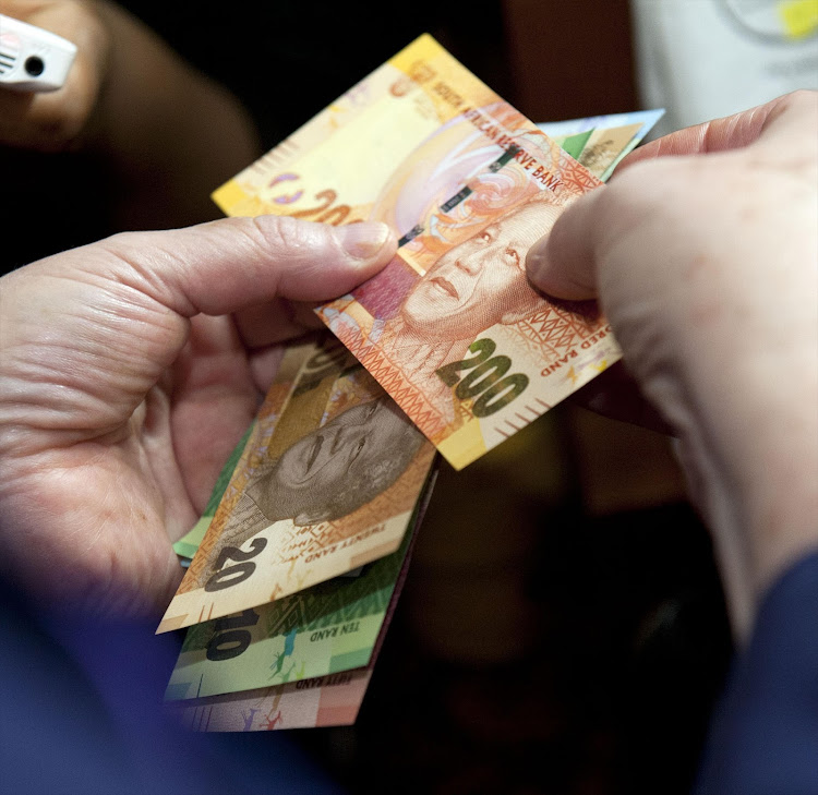 A 39-year-old Western Cape man has been arrested for allegedly lying about being robbed of cash and cellphones. File photo.