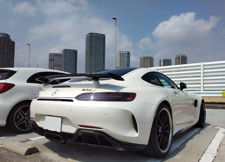 スカイライン GT-Rの辰巳第一PA・辰巳pa・辰巳パーキングエリア・AMG GTRに関するカスタム事例の投稿画像2枚目