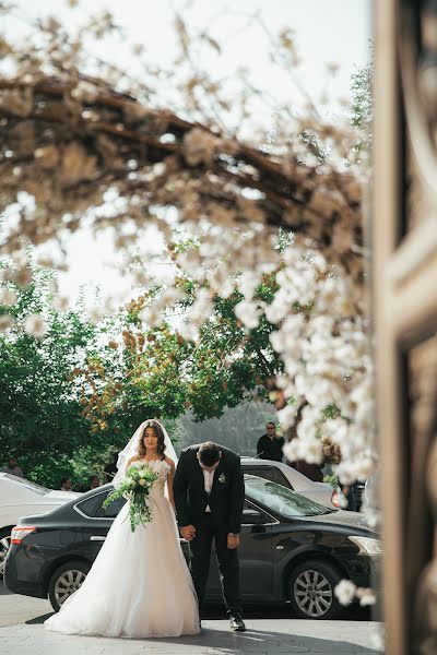 Fotógrafo de bodas Aram Melikyan (aramel). Foto del 13 de abril 2022