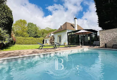 Maison avec piscine et terrasse 20