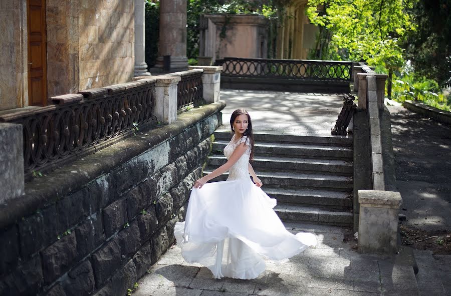 Wedding photographer Marina Yakovleva (smillow). Photo of 3 April 2015