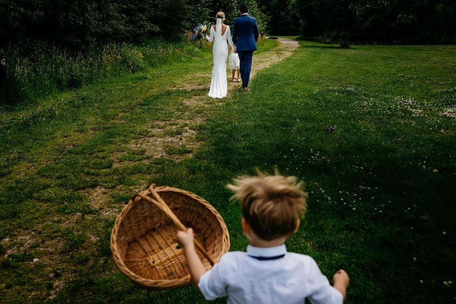 Fotografo di matrimoni Leonard Walpot (leonardwalpot). Foto del 16 agosto 2019