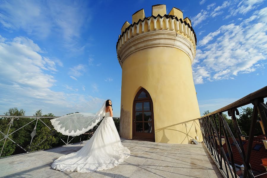 Wedding photographer Vladimir Shumkov (vshumkov). Photo of 13 October 2017