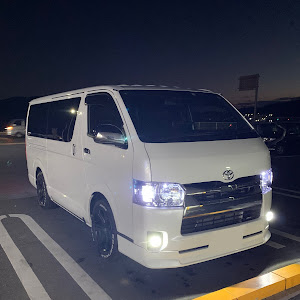 ハイエースバン