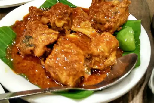 Andhra Style Chicken Butter Masala