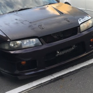 スカイライン R33