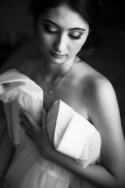 Wedding photographer Oksana Shvernickaya (oksanas). Photo of 10 March 2023